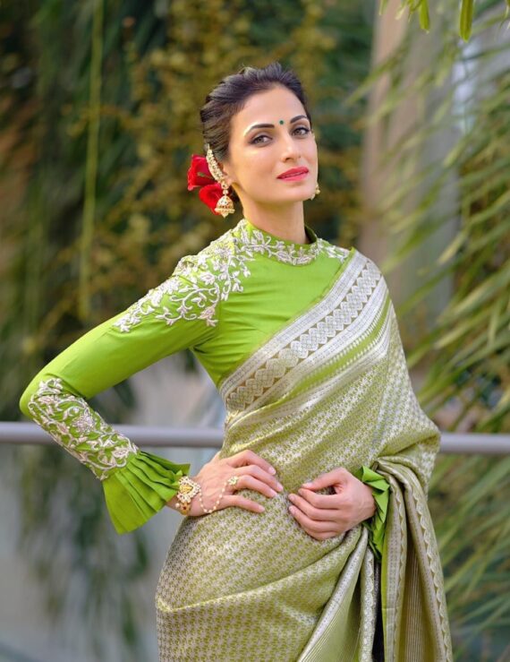 Sleeveless Blouse