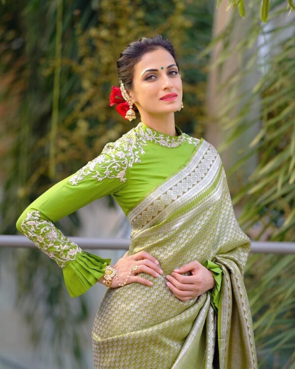 Sleeveless Blouse